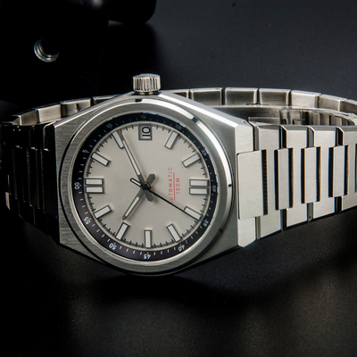 Stainless Steel Strap Case 40mm Waterproof Mechanical Watch Sapphire Glass BGW9